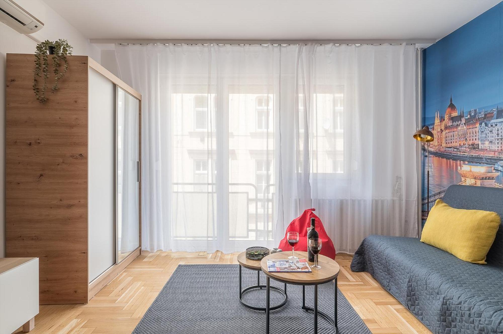 Newly Renovated!!! - Modern Apartment 10 Minutes From The Grand Boulevard Βουδαπέστη Εξωτερικό φωτογραφία